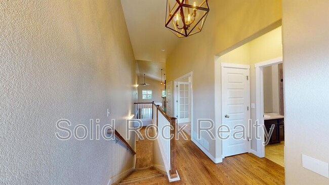 Building Photo - 1097 Antrim Loop