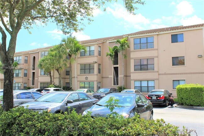 Building Photo - 2926 S University Dr