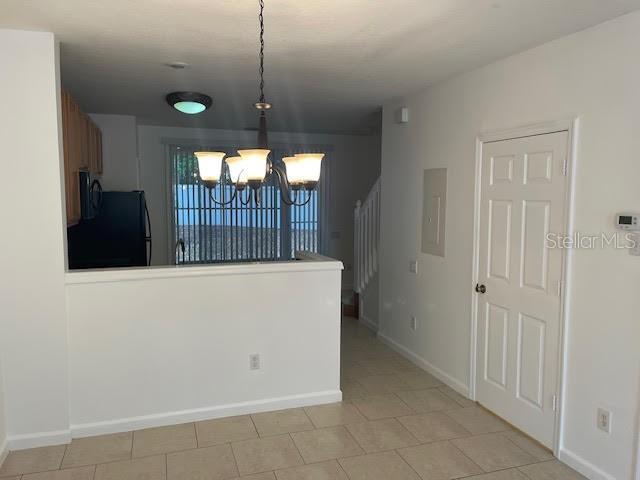 Building Photo - 915 Vineland Pl