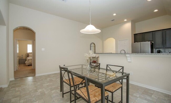 Building Photo - 21615 Rainfall Park Dr