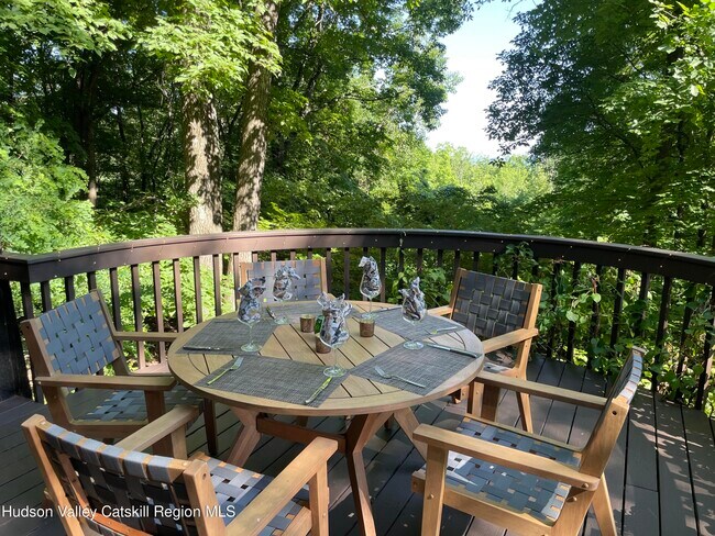 Building Photo - 26 Webster Rd