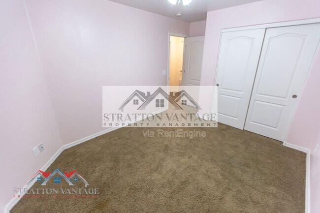 Building Photo - 21748 E Escalante Rd