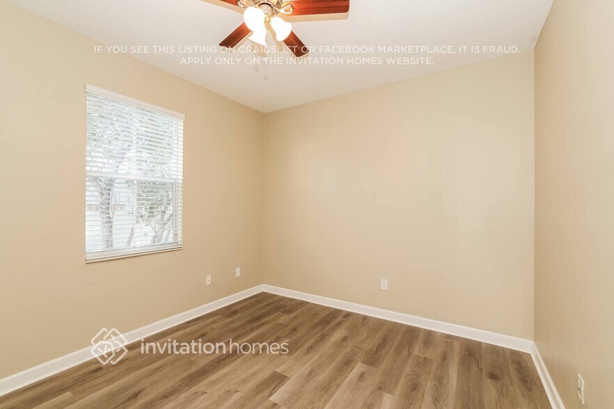 Building Photo - 10674 Old Hammock Wy