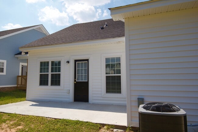 Building Photo - "Brand New Construction". Quiet Location, ...