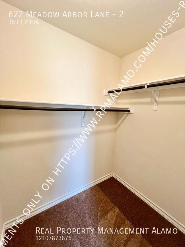 Building Photo - 622 Meadow Arbor Ln