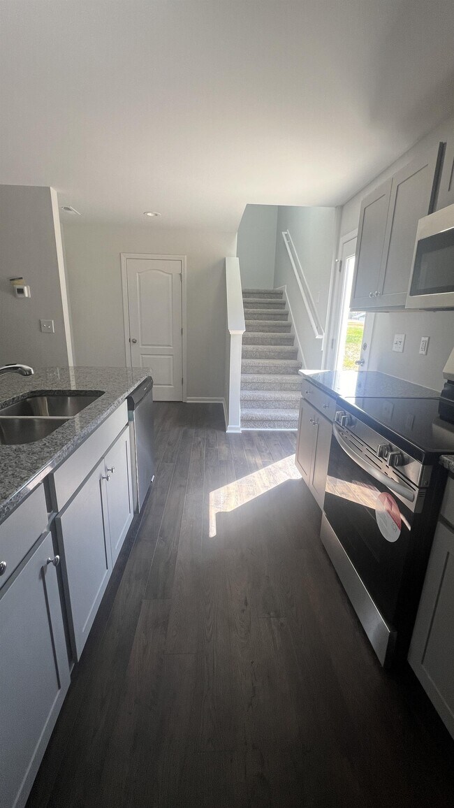 Building Photo - 228 Fire Ln