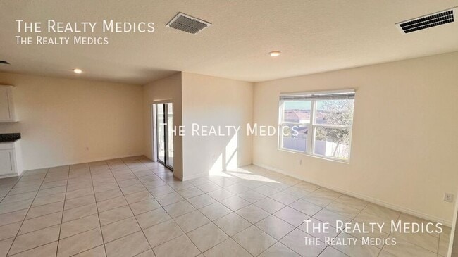 Building Photo - 1830 Hackberry St