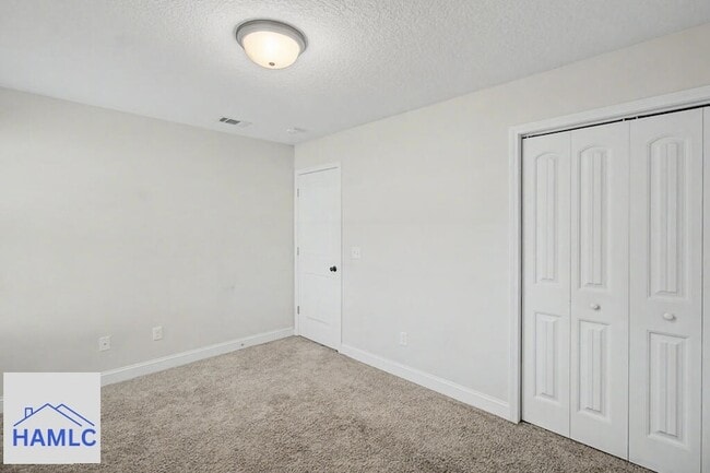 Building Photo - 225 Augusta Way