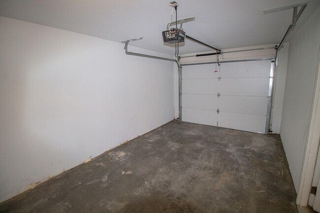 Building Photo - 1425 Greensboro Dr