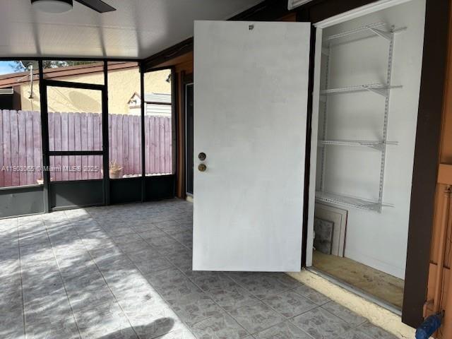 Building Photo - 10360 W Cypress Ct