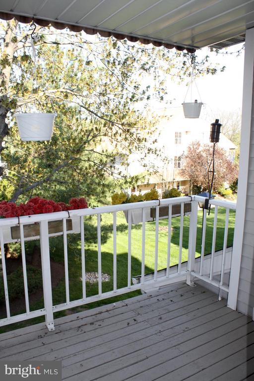 Building Photo - 1810 Society Pl