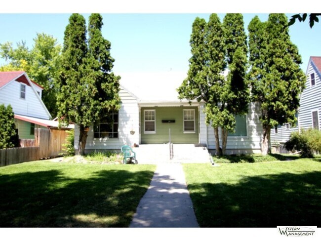Primary Photo - Clean, quiet and comfortable!!