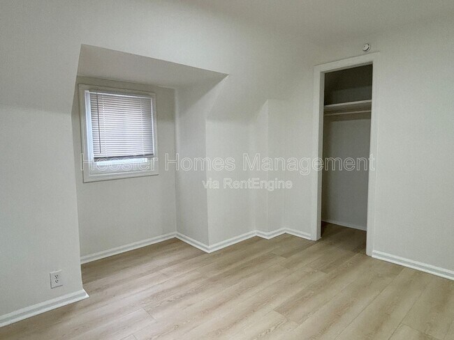 Building Photo - 1509 N Chester Ave