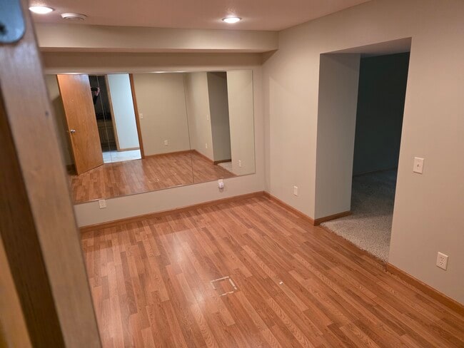 Building Photo - 4110 Juneau Ln N