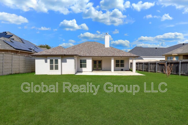 Building Photo - 2675 Fairwood Dr