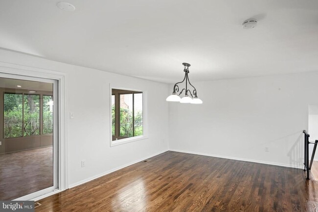 Building Photo - 12629 Fantasia Dr