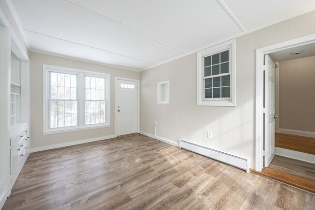 Building Photo - 24 Bossi Ave