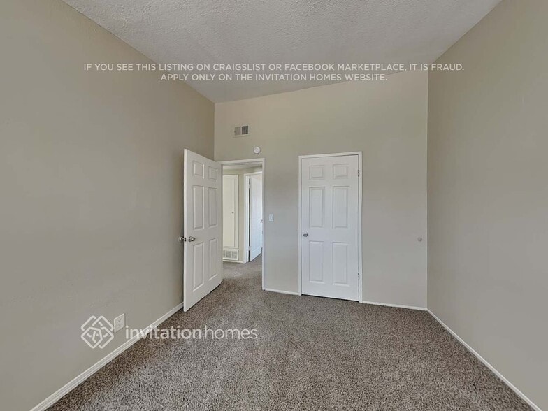 Building Photo - 27210 Marchland Ave