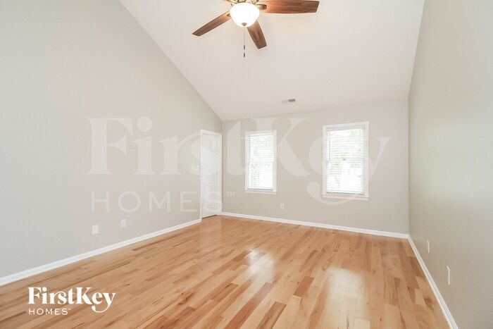 Building Photo - 6845 Greenbrook Dr