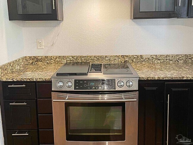 Building Photo - 3708 Whispering Pines Dr