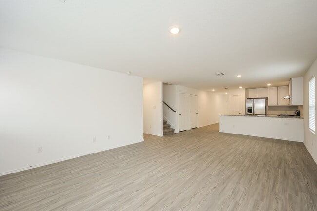 Building Photo - 10727 Hernando Ct