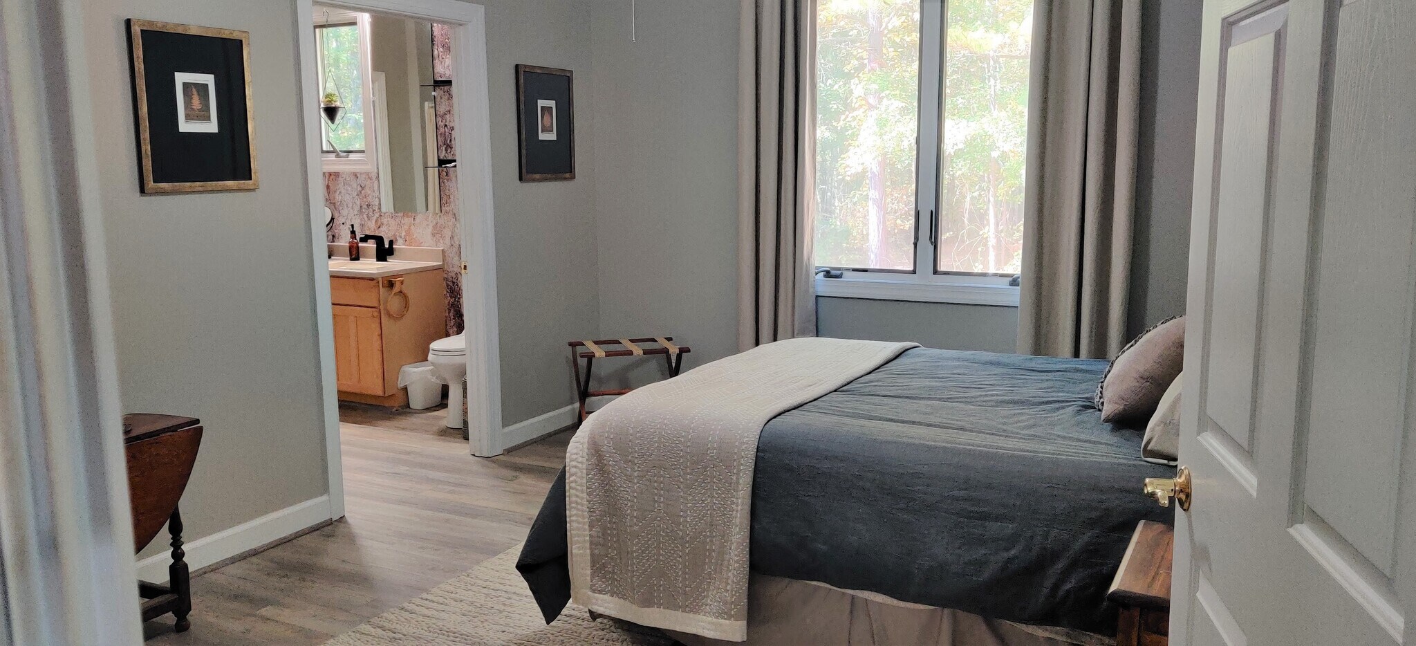 Building Photo - 250 Paddock Dr