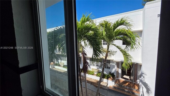 Building Photo - 7629 Dickens Ave