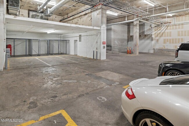 Building Photo - 255 N Sierra St