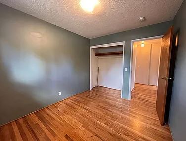 Building Photo - 530 SE 12th Ave