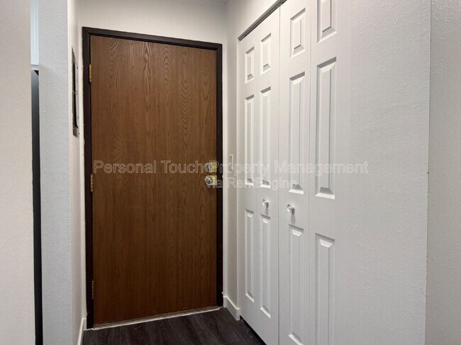 Building Photo - 2650 15th St S