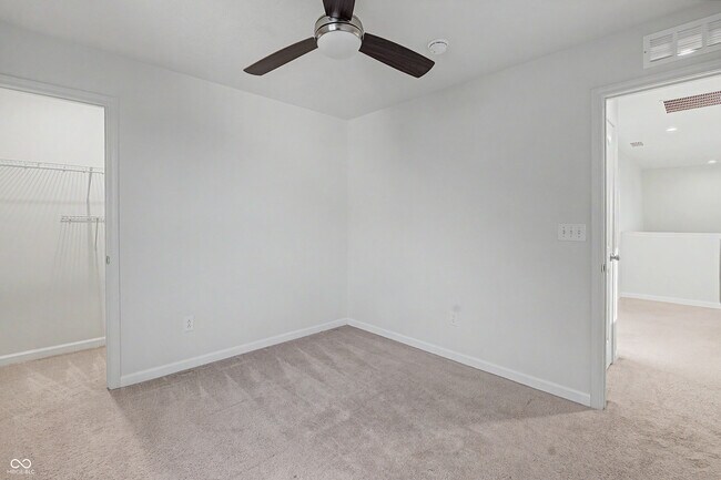 Building Photo - 5465 Dunhaven Rd