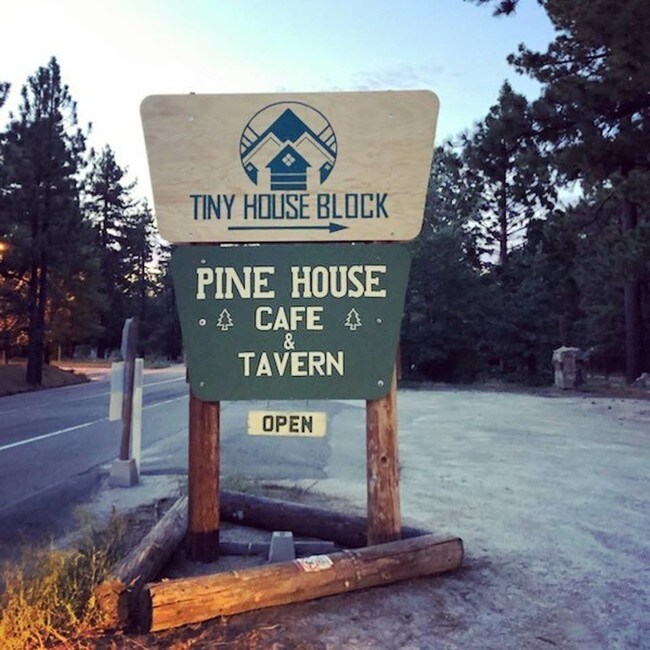 Building Photo - 9849 Sunrise Hwy