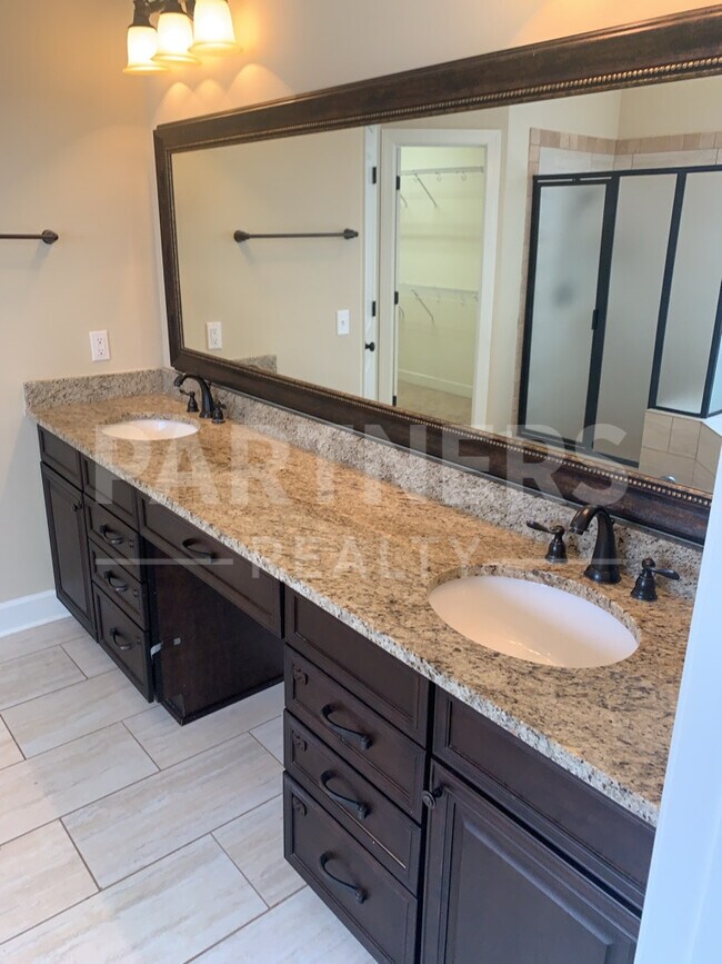 Building Photo - 9260 Marston Way