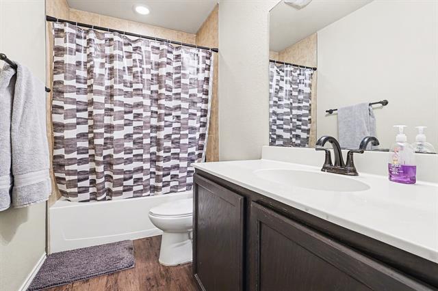 Building Photo - 101 Pony Ct