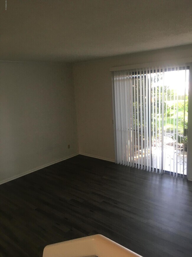 Building Photo - 7703 Las Palmas Way