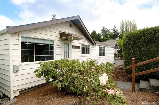 Building Photo - 1024 SW 120th St