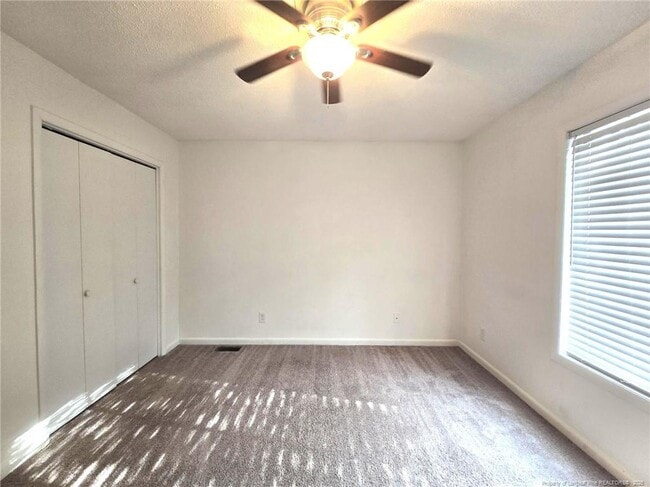 Building Photo - 6750 Irongate Dr