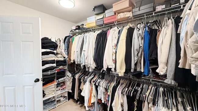 Building Photo - 110 Halliard Dr