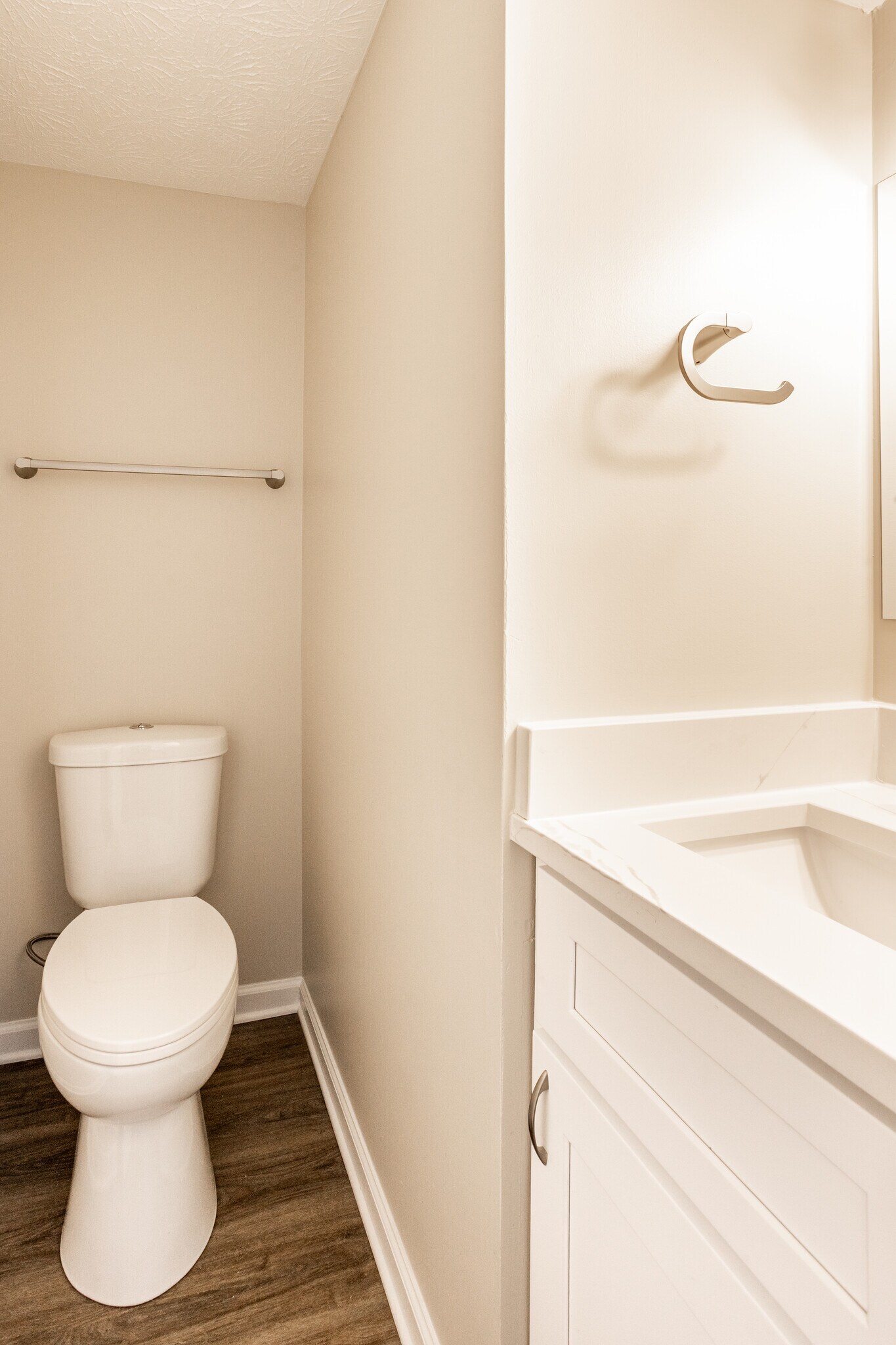 Building Photo - 6130 Bethesda Way