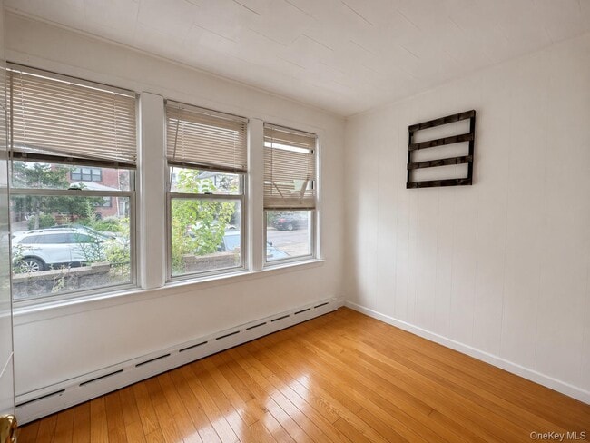 Building Photo - 77-18 169th St