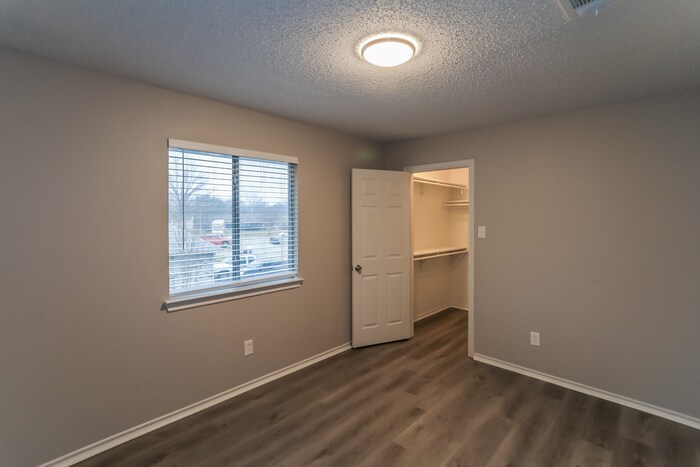 Building Photo - 5513 Maurie Dr