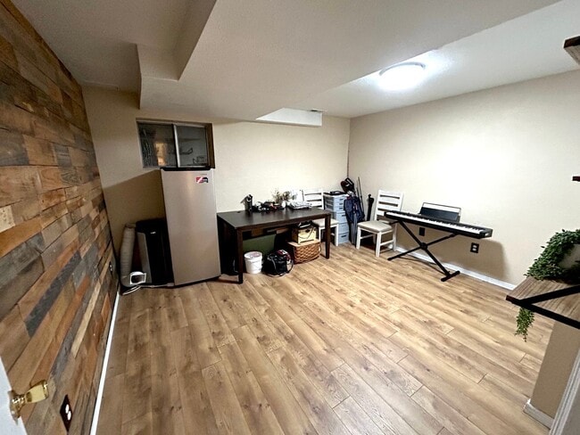 Building Photo - Quite 3 bed 2 bath home in 80916!!!