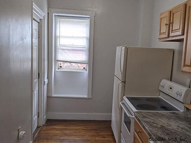 Kitchen - 33 George St