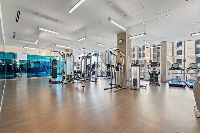 Building Photo - 188 Brookline Ave