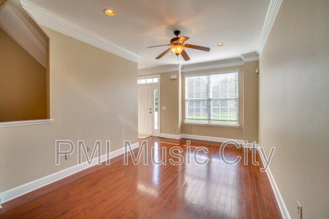 Building Photo - 2705 Dracut Ln
