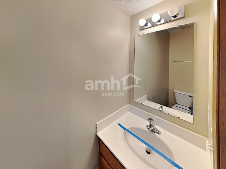 Building Photo - 8245 Crete Ln