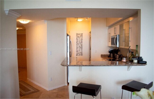 Building Photo - 335 S Biscayne Blvd