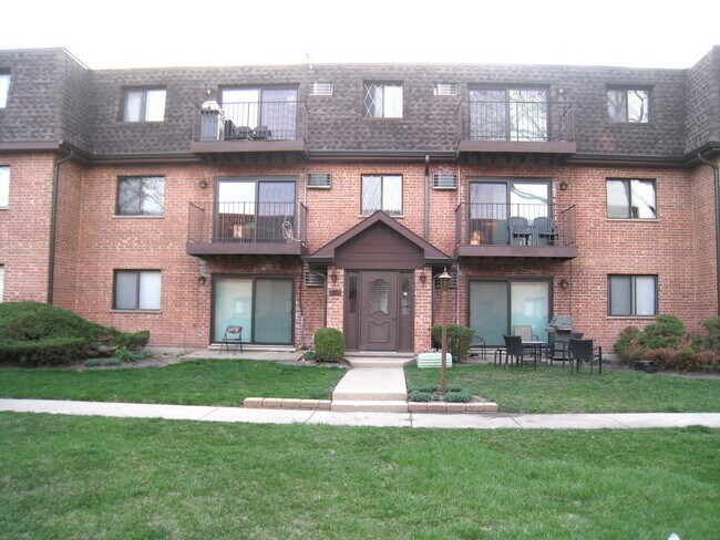 Primary Photo - 920 S McKinley Ave