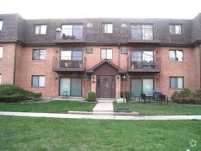 Building Photo - 920 S McKinley Ave