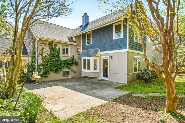 Building Photo - 2238 Meridian St